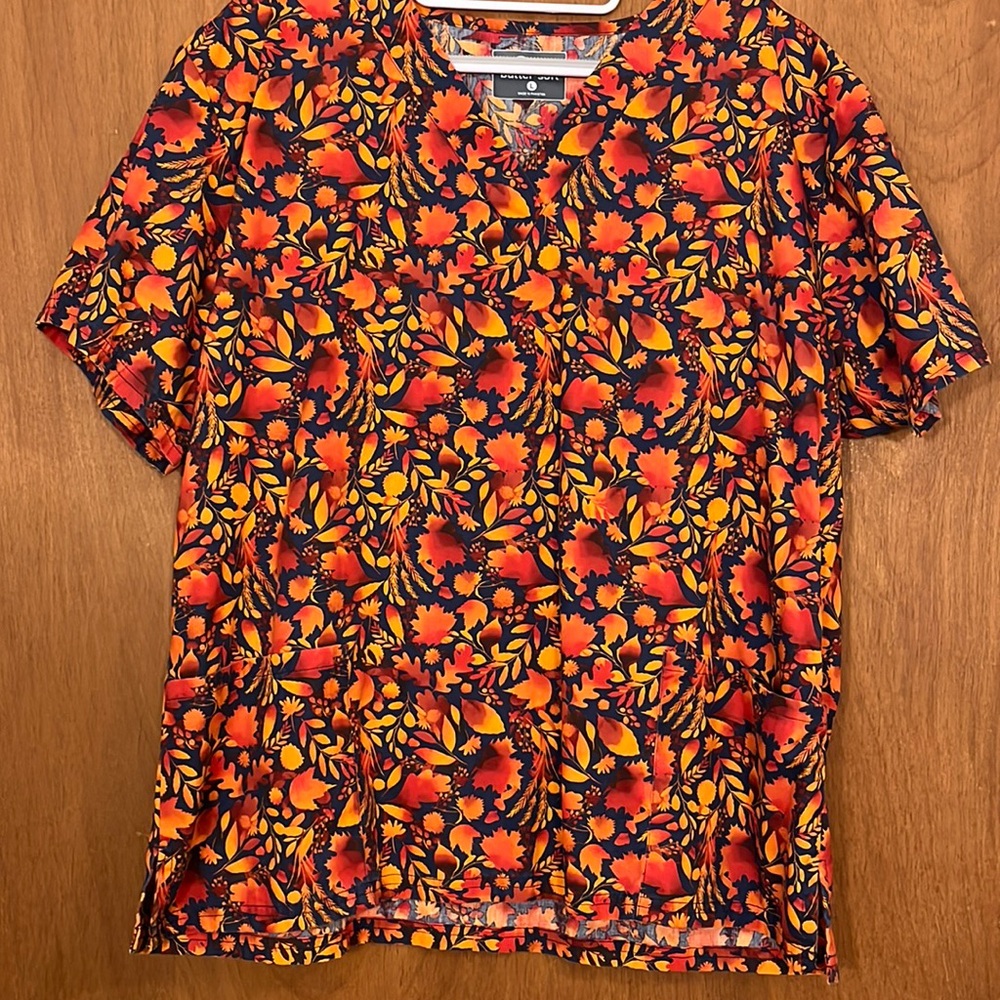 Butter-soft large scrub top.  Fall theme, never worn.
